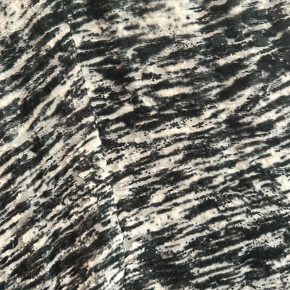 Aritzia dress - Picture 3 of 4